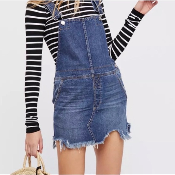 Free People Dresses & Skirts - FREE PEOPLE distressed skirt overalls